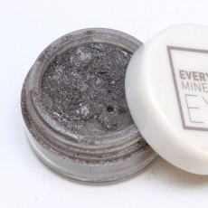 EM, 펄 아이쉐도우 Room Addition, 2.5 g